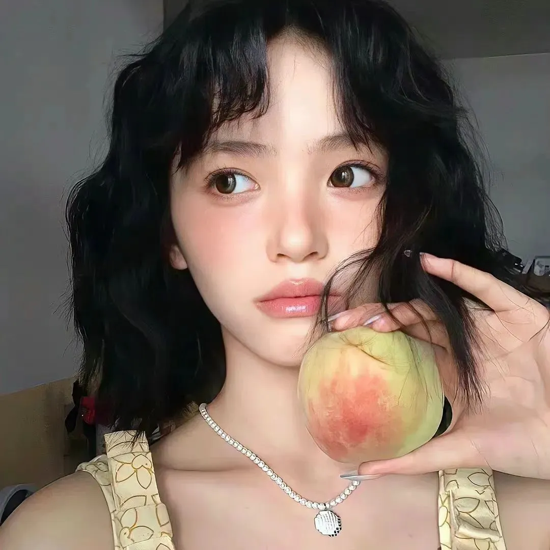 绘画女神艺艺